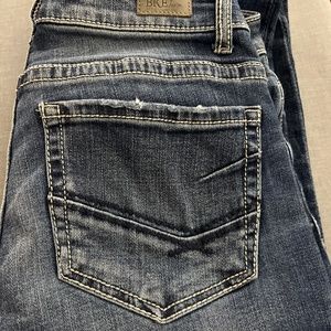 BKE Stella Mid Rise ladies jeans 27x31 1/2